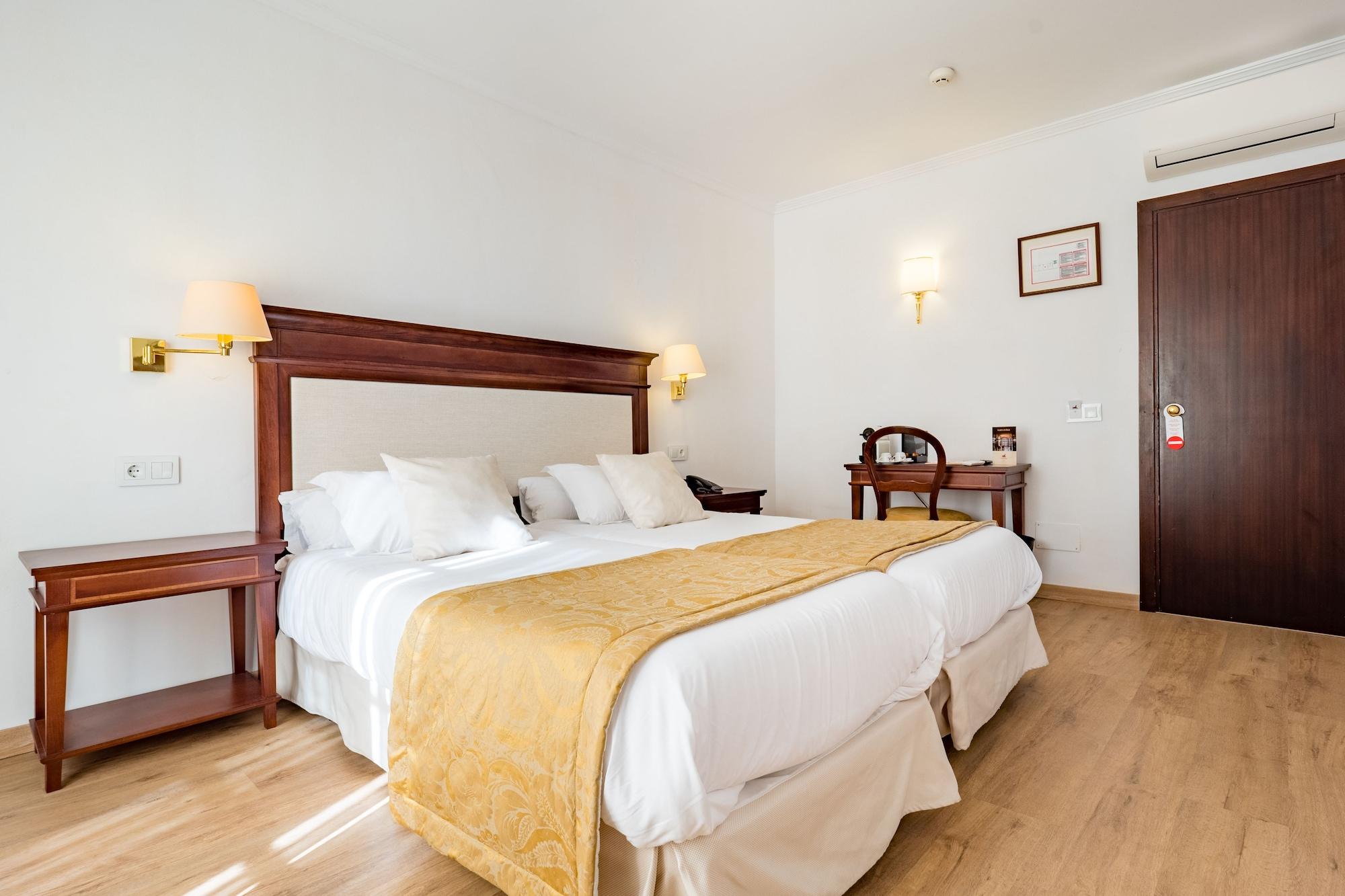 Hotel Born Палма де Майорка Екстериор снимка
